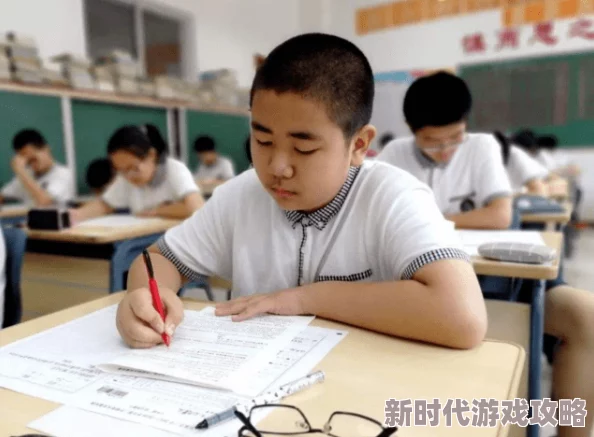 老师你好大好白好紧好硬，学生们纷纷表示对老师的严格要求和高标准感到钦佩与敬仰，引发热议！
