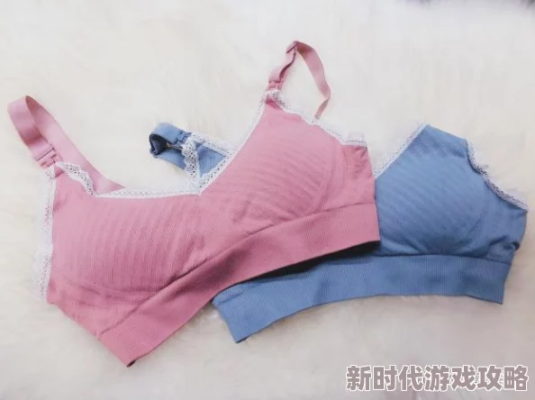 奶水湿透了乳罩小说：近期网络文学热潮引发读者关注，讨论作品背后的创作灵感与社会影响