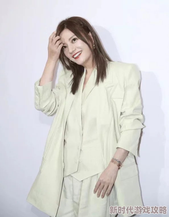 爱插美女网：最新动态揭示了平台用户互动的新趋势与热门内容，吸引更多年轻人的关注与参与