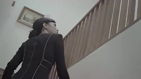 国产精品婉芳私拍引发热议，网友纷纷表示对其内容的看法不一，有人支持有人反对，讨论十分激烈