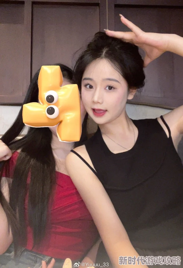 美女拍拍拍无遮挡，最新动态引发热议，网友纷纷讨论其背后的故事与影响，关注度持续攀升