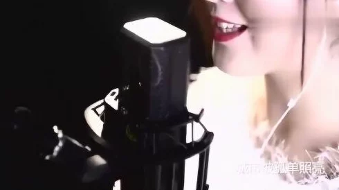 白天摸摸哒晚上摸摸哒是什么歌,听过这首歌的人都被旋律洗脑了,太好听了! 白天摸摸哒晚上摸摸哒是什么歌,听过这首歌的人都被旋律洗脑了,太好听了!