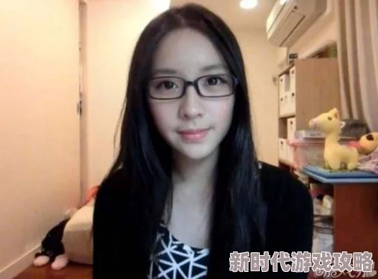 www亚洲综合美女黄近日推出全新互动直播功能用户可与主播实时交流