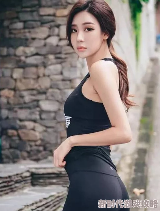美女给露全身每个人都应该自信展现自我美丽与独特魅力让世界看到真实的你
