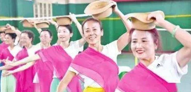 操空姐正能量伴我行助人为乐乐趣无穷积极向上阳光灿烂人生美好奋斗不止