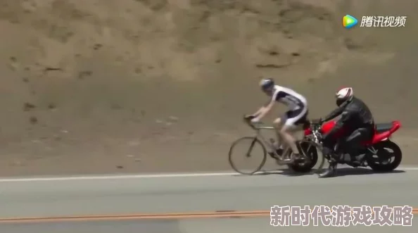 摩托车上不小心进入岳骑行者意外发现隐藏美景吸引众多游客