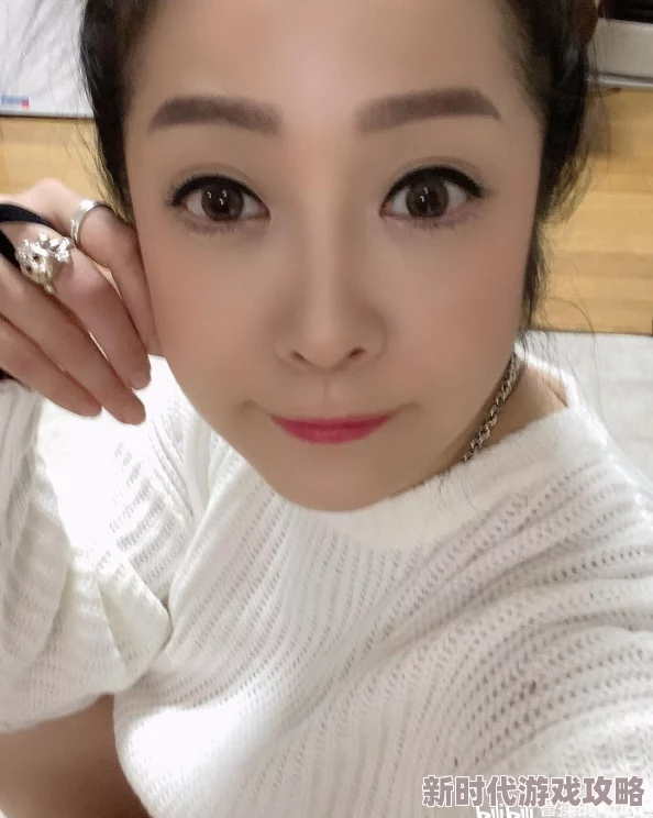 国产一区二区三区小向美奈子作品集新增高清版本现已上线