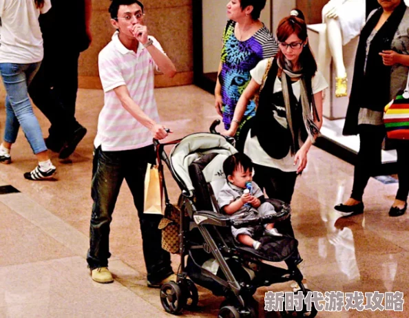 《家庭大杂烩》豪门私生子曝光昔日恋人反目成仇争夺遗产