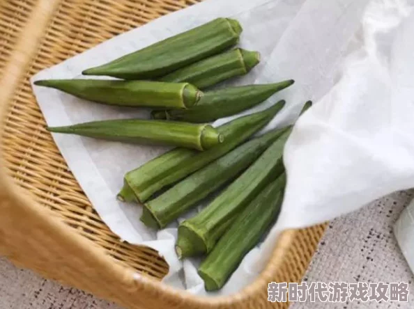 草莓榴莲樱桃丝瓜秋葵绿巨人惊现神秘买家一口气买下十斤网友纷纷猜测是网红主播试吃挑战