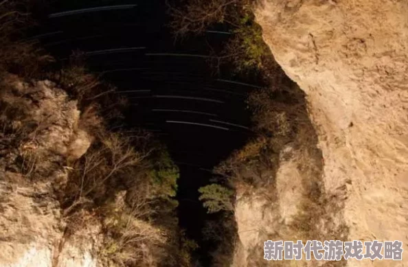 白虎一线天据说风水极佳能旺桃花最近好多网红都来打卡