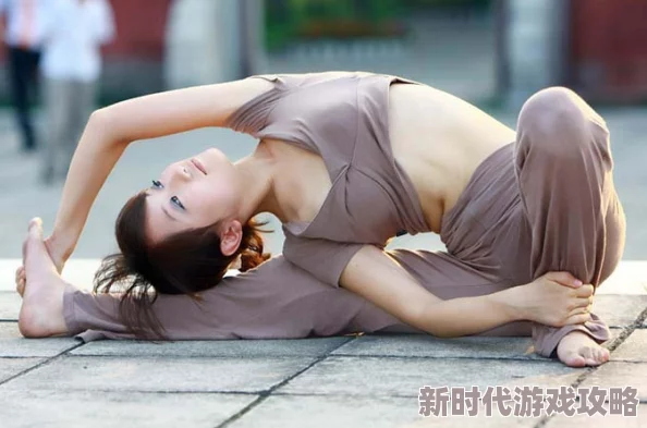 动漫美女被脱脱内内做运动物化女性令人不适且不雅内容低俗 动漫美女被脱脱内内做运动物化女性令人不适且不雅内容低俗