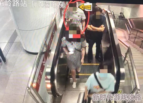 就是色原男子地铁偷拍女性裙底被曝光引发众怒