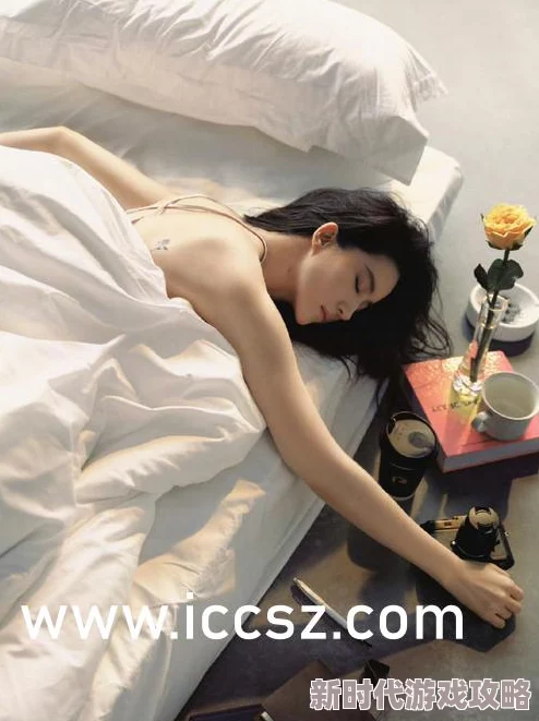 美女用丝袜脚玩男人出精已举报至相关部门严厉打击此类色情内容