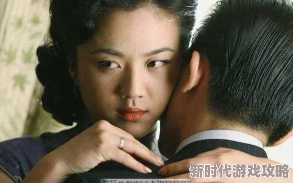 色戒梁朝伟根部进入汤唯图片内容虚假伪造且传播此类图片违法