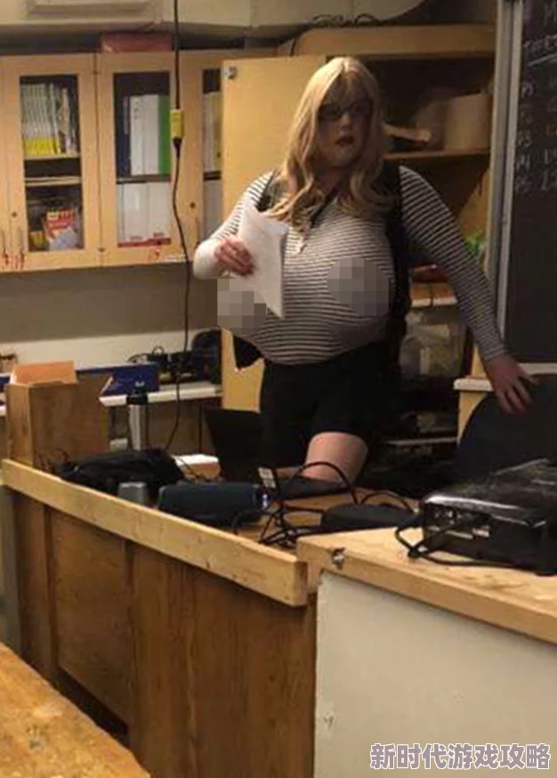撕开老师胸罩吃她大乳画面优化及部分BUG修复