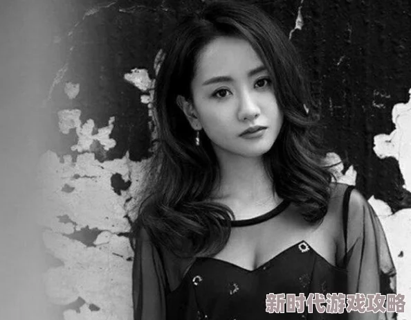 色多多在深夜释放自己网友称低俗媚俗内容格调不高