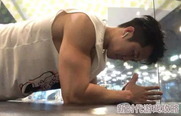 肉高H男男美人受尺度很大，剧情略显单薄，但受的描写很到位