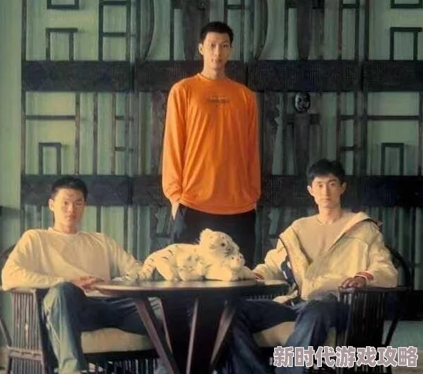 肉高H男男美人受尺度很大，剧情略显单薄，但受的描写很到位