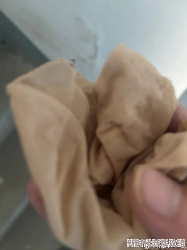 妖艳女王的尿奴∨k出售原味丝袜和视频资源联系方式见评论