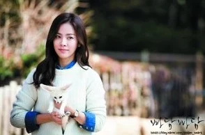 单纯校花系列h听说男主是富二代还带资进组捧女主角